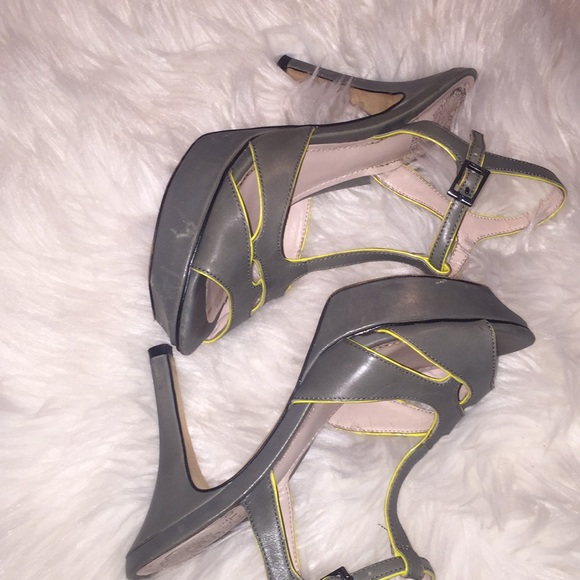 ❤️ Vince Camuto Trinna platform heel sandal ❤️ - Picture 6 of 8